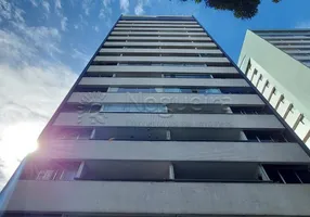 Foto 1 de Apartamento com 5 Quartos à venda, 187m² em Graças, Recife