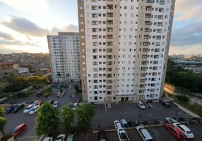 Foto 1 de Apartamento com 2 Quartos à venda, 50m² em Vila Mercês, Carapicuíba