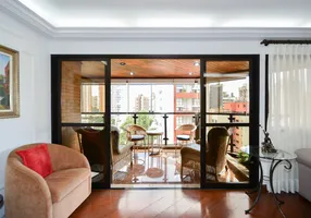 Foto 1 de Apartamento com 4 Quartos à venda, 220m² em Vila Andrade, São Paulo