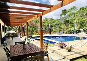 Foto 1 de Casa com 5 Quartos para venda ou aluguel, 380m² em Fazenda Inglesa, Petrópolis