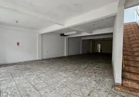 Foto 1 de Prédio Comercial com 3 Quartos para alugar, 600m² em Lírio do Vale, Manaus