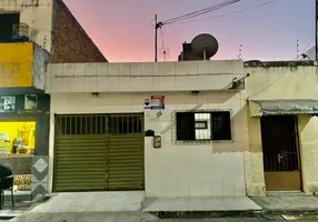 Foto 1 de Casa com 3 Quartos à venda, 80m² em Divinopolis, Caruaru