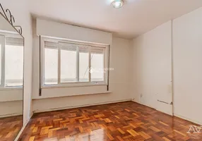 Foto 1 de Apartamento com 2 Quartos à venda, 62m² em Independência, Porto Alegre