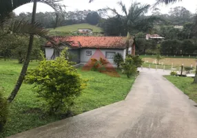 Foto 1 de Fazenda/Sítio com 3 Quartos à venda, 250m² em Biritiba Ussu, Mogi das Cruzes