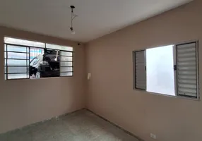 Foto 1 de Casa com 1 Quarto para alugar, 50m² em Vila Yolanda, Osasco