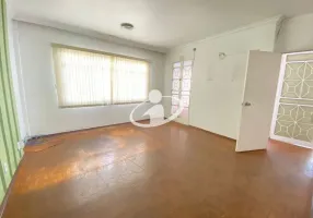 Foto 1 de Imóvel Comercial com 3 Quartos à venda, 261m² em Osvaldo Rezende, Uberlândia