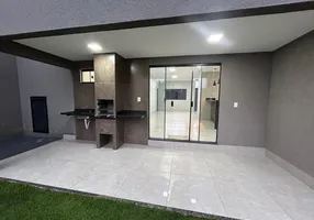 Foto 1 de Sobrado com 3 Quartos à venda, 212m² em Residencial Katia, Goiânia