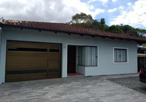Foto 1 de Casa com 3 Quartos à venda, 220m² em Santa Catarina, Joinville
