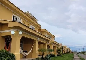 Foto 1 de Casa de Condomínio com 3 Quartos à venda, 102m² em , Laguna
