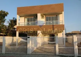 Foto 1 de Sobrado com 3 Quartos para alugar, 150m² em Canto Grande, Bombinhas