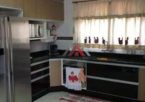 Foto 1 de Casa com 3 Quartos à venda, 212m² em Parque do Colégio, Suzano