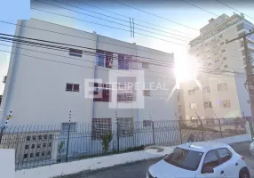 Foto 1 de Apartamento com 3 Quartos à venda, 74m² em Agronômica, Florianópolis