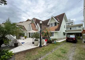 Foto 1 de Casa com 5 Quartos à venda, 321m² em Praia do Pecado, Macaé