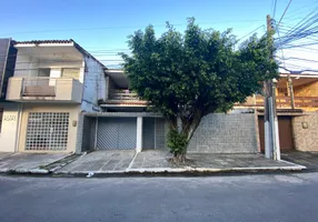 Foto 1 de Sobrado com 5 Quartos à venda, 350m² em Jatiúca, Maceió