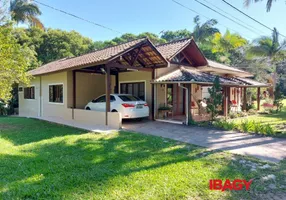 Foto 1 de Casa com 3 Quartos para alugar, 174m² em Ratones, Florianópolis