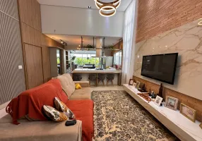 Foto 1 de Casa de Condomínio com 3 Quartos à venda, 210m² em Splendido, Uberlândia