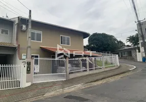 Foto 1 de Sobrado com 2 Quartos à venda, 89m² em Água Verde, Blumenau