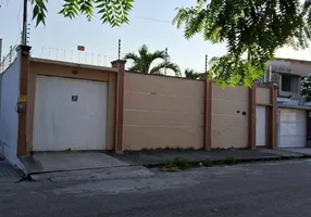Foto 1 de Casa com 5 Quartos à venda, 317m² em Rodolfo Teófilo, Fortaleza