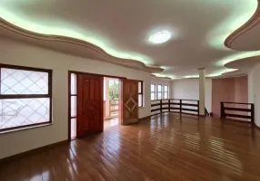 Foto 1 de Casa com 4 Quartos à venda, 391m² em São José, Franca