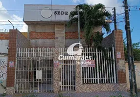 Foto 1 de Imóvel Comercial com 4 Quartos à venda, 174m² em Fátima, Fortaleza