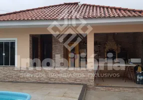 Foto 1 de Casa de Condomínio com 3 Quartos à venda, 318m² em Fazendinha, Araruama