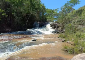 Foto 1 de Lote/Terreno à venda, 20000m² em Zona Rural, Caeté