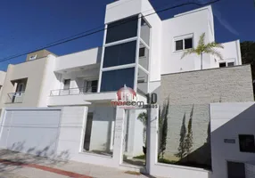 Foto 1 de Casa com 5 Quartos à venda, 445m² em Praia dos Amores, Balneário Camboriú