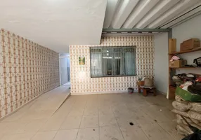 Foto 1 de Casa com 4 Quartos para venda ou aluguel, 140m² em Parque São Lucas, São Paulo