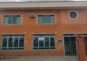 Foto 1 de Casa com 3 Quartos à venda, 227m² em Ipanema, Londrina