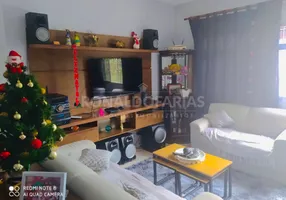 Foto 1 de Casa com 3 Quartos à venda, 160m² em Rio Bonito, São Paulo