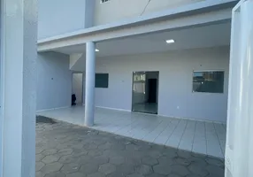 Foto 1 de Casa com 4 Quartos à venda, 176m² em COHAB Massangano, Petrolina