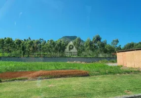 Foto 1 de Lote/Terreno à venda, 360m² em Cajueiro, Maricá