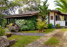 Foto 1 de Fazenda/Sítio com 3 Quartos à venda, 170m² em Centro, Gonçalves