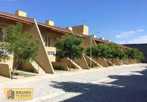 Foto 1 de Casa com 2 Quartos para alugar, 57m² em Henrique Jorge, Fortaleza