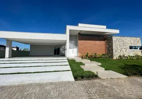 Foto 1 de Casa com 4 Quartos à venda, 370m² em Centro, Camboriú