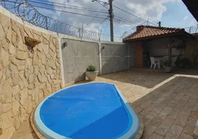 Foto 1 de Casa com 3 Quartos à venda, 188m² em Parque Jardim Europa, Bauru