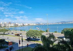 Foto 1 de Apartamento com 4 Quartos à venda, 224m² em Centro, Florianópolis