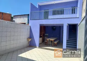 Foto 1 de Sobrado com 3 Quartos à venda, 230m² em Jardim Elvira, Osasco