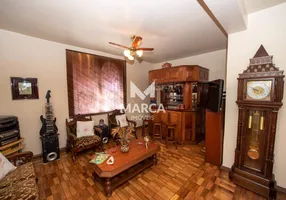 Foto 1 de Casa com 4 Quartos à venda, 232m² em Jardim América, Belo Horizonte