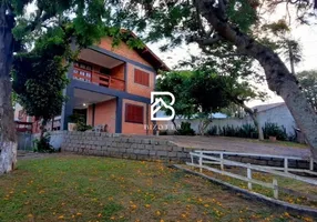 Foto 1 de Casa com 4 Quartos à venda, 145m² em Ingleses Sul, Florianópolis