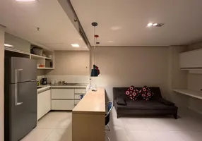 Foto 1 de Flat com 1 Quarto à venda, 44m² em Boqueirão, Santos