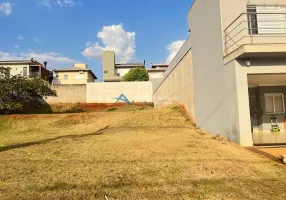 Foto 1 de Lote/Terreno à venda, 300m² em Sao Luiz, Paulínia