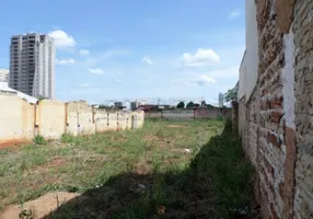 Foto 1 de Lote/Terreno para alugar, 642m² em Vila Bandeirantes, Araçatuba