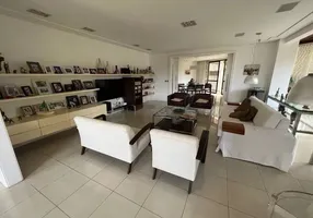 Foto 1 de Apartamento com 4 Quartos à venda, 336m² em Horto Florestal, Salvador