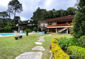 Foto 1 de Casa com 4 Quartos à venda, 225m² em Granja Comary, Teresópolis