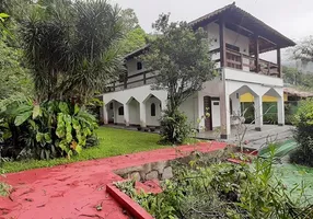 Foto 1 de Casa com 3 Quartos à venda, 480m² em Centro, Mangaratiba