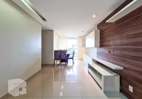 Foto 1 de Apartamento com 3 Quartos à venda, 75m² em Glória, Macaé