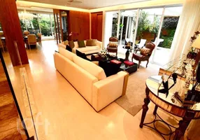 Foto 1 de Casa de Condomínio com 4 Quartos à venda, 559m² em Alto de Pinheiros, São Paulo