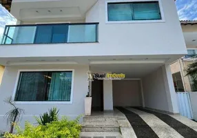 Foto 1 de Casa de Condomínio com 4 Quartos à venda, 328m² em Alto Da Gloria, Macaé