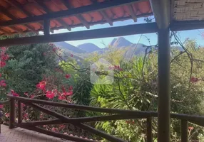 Foto 1 de Casa com 4 Quartos à venda, 171m² em Cuiaba, Petrópolis